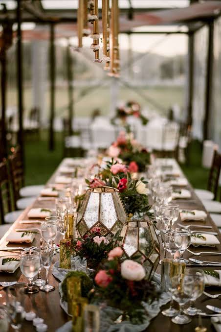 28 Rustic Wedding Centerpieces We Love