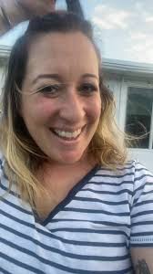 Possibly the worst live in history, but look! Kristy’s alive!