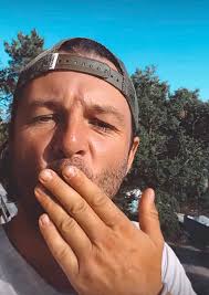 Keith's Valentine's Day Love and Kisses