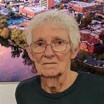 Jennifer Strole's Instagram, Twitter & Facebook