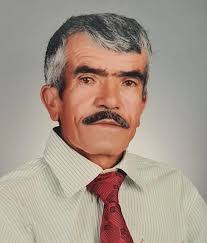 Dernek üyemiz Gazi Abdullah Sönmez'i tedavi gördüğü hastanede ziyaret  ederek geçmiş olsun dileklerimizi ilettik. Değerli Gazimize Derneğimizin  yaptırmış olduğu plaketi de hastanede takdim ettik. Gazimize Allah dan acil  şifalar dileriz. Rabbim birliğimizi,