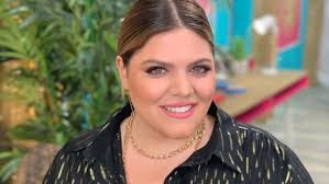 Η ανακοίνωση της μπάρκα για τη μεγάλη αλλαγή στην εκπομπή της. Eidhseis Me 8ema Danah Mparka Yupiii Gr