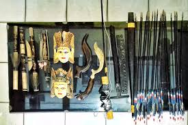We did not find results for: Warga Kebumen Temukan Busur Panah Kujang Dan Sumpit Dayak Di Pekarangan Kebumen Rri Purwokerto