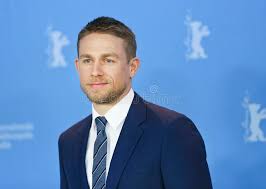 Η χαμένη πόλη του ζ (2016). O Charlie Hunnam Pareyrisketai Sto H Xamenh Polh Toy Z Ekdotikh Fwtografia Eikona Apo 87378782