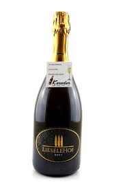 Игристое вино esse cuvee prestige brut, 0.75л. Sekt Lieselehof Brut Weingut Lieselehof Bio Karadarshop Com