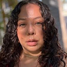 Becky Stein's Instagram, Twitter & Facebook