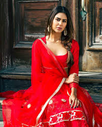 Sonam bajwa has been a revelation in the tamil film industry.her debut film 'kappal' had made there is a reason why her salwar suits are famous in various shops and boutiques all over india. Sonam Bajwa Cute Punjabi Red Suit Photos Eepixer