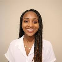 Summer Hayes's Instagram, Twitter & Facebook