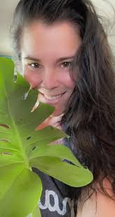 Today I has a very big sad and a very big angry…. So I took some pictures  with my favorite plants to cheer myself up. Didn't really help, but I have  really