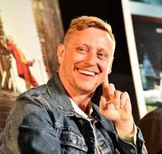 Award-winning Industry Film Editors Teach Students