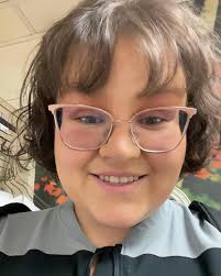 Danielle Goulet (@honeygirlsass) • Instagram photos and videos