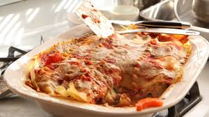 Your bundle features lasagna classico**, 2 of our jumbo famous house salads, and 2 dozen breadsticks. Vegan Lasagna Recipe Olive Garden Vegetarian Style Youtube