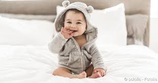Jedes baby ist in seiner entwicklung. Babys 7 Monat Entwicklung Fordern Netdoktor