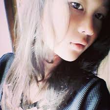 Rosella Pierce (@sellaffection_)