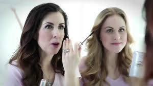 November beantwortete judith williams die das paar sagt dazu nichts — aus gutem grund! Judith Williams Hautnah Beauty Queen Cosmetics Mascara Trio Youtube