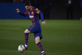 Sweden lost marcus danielson to a red card in extra time after a var check. Lionel Messi Doesn T Go Down Looking For Fouls Filipe Luis On Barcelona Captain S Playing Style
