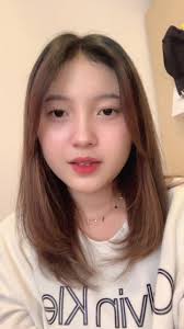 Lagu Sang Dewi: Karaoke dan Lirik Lestari