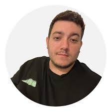 Cesar Guel's Instagram, Twitter & Facebook