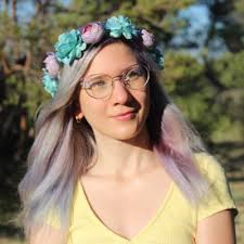 À 16 ans, j'écrivais en secret dans des cahiers.