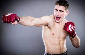 Miatta érdemes lenne visszatérnie khabibnak. A Kis Novenyi Gyorsan Lerendezi Az Ellenfeleit Digi Sport Hd