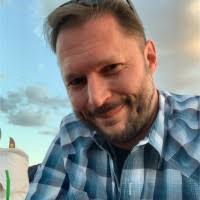 90+ "Paul Pauly" profiles