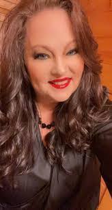 Carol Belew's Instagram, Twitter & Facebook