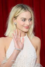 Annie Middleton (annieemiddleton)