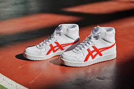 Tiger Shroff Spotted Wearing Asics Basketball Sneakers Worth Rs 6 500 Shoes asics onitsuka tiger mexico 66 d5v1l d2j4l thl408 mexico sneaker vintage. tiger shroff spotted wearing asics