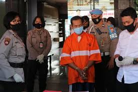 Lebih mengejutkan apabila mengetahui mangsa sudah menanggung derita sejak februari lalu angkara perbuatan tidak. Ayah Di Kota Malang Cabuli Anak Kandungnya Sejak 2014 Republika Online