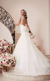 Das passende hochzeitskleid für den schönsten tag im leben ist schwer zu finden. Hochzeitskleid Fit And Flair Valentins Day Hochzeitskleid Hochzeitskleid Eng Braut