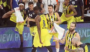 Arsenal tazminat vererek göndermeye çalıştığı kolasinac için şimdi az da olsa bonservis koparma peşinde. Euroleague Fenerbahce Istanbul Ist Erster Turkischer Sieger