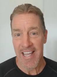 Improve Your English Skills with Expert Lessons