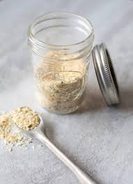 My onion soup blend is only made up of dried herbs and seasonings and contains no added sugars this dried onion soup mix contains dried onions flakes, garlic powder, parsley flakes, white pepper, and pin this recipe to your condiments board! Copycat Lipton Dry Onion Soup Mix A Mind Full Mom