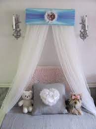 Samsung underoven and belling four ring ceramic hob with feature stainless steel canopy housing concealed extractor fan. Frozen Disney Bed Canopy Crown Pelmet Upholstered Awning Sale Etsy Frozen Bedroom Disney Frozen Bedroom Frozen Themed Bedroom