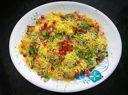 Best Aloo Chaat Recipe Potato Chaat Spicy Vegan Cubes N Juliennes Recipe Recipes Chaat Chaat Recipe