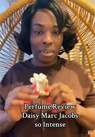 Perfume Review Daisy Marc Jacobs so Intense #marcjacobs #perfumetiktok  #perfumes
