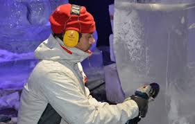 Le tarif enfant n'est pas applicable pour les nocturnes. Exposition La Feerie Glacee 15 Tonnes De Glace Maintenues A 6 C Sous Chapiteau A Besancon Macommune Info