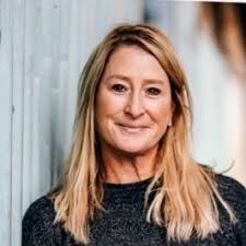 Grateful for all the success at CosmoProf Beauty in 2021. Thank you to my  amazing team- honored to be your leader. Wishing everyone happiness,  health, and prosperity in 2022! Cheers! 🌠 💫