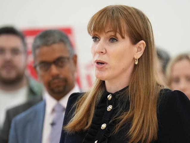 Angela Rayner cleared of criminal wrongdoing over sale of home | Angela  Rayner | The Guardian