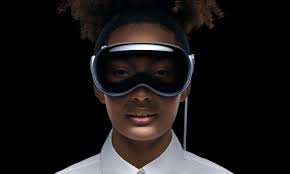 Yes, Microsoft Does Have Plans for a Consumer Hololens