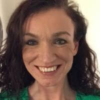 Julie Berryman's Instagram, Twitter & Facebook