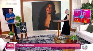 Antes dos brothers do bbb italiano falarem com seus parentes, o apresentador, alfonso signorini, explicou o porquê da. Dayane Mello Ganha Apoio De Famosos Na Final Do Grande Fratello Vip O Bbb Da Italia Zoeira Diario Do Nordeste