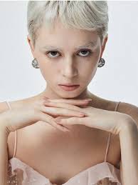 Designer fashion, Seoul-fully created