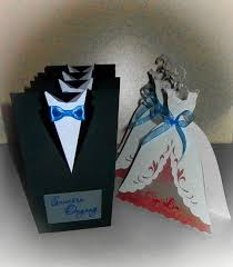 Sorprende A Tus Amigos Y Familiares Por Invitarlos A Su Boda Con Una De Esas Hermosas Invitacio Wedding Dress Invitations Dress Invitations Wedding Invitations