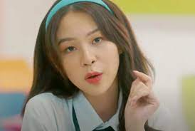 Phí phương anh (sinh ngày 16 tháng 9 năm 1997 tại hà nội) là một nữ người mẫu, ca sĩ, nhạc sĩ, nhà sản xuất âm nhạc, vũ công người việt nam. LÆ°á»£t Dislike Danh Cho Mv Canh BÆ°á»›m Dá»'i Gian Cá»§a Phi PhÆ°Æ¡ng Anh Kha Cao