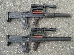 Оружие представляет собой необычную переделку ак. Oruzhie Avtomatno Granatometnyj Kompleks Oc 14 Groza Shturmovoj Avtomat Specialnyj Razrabotan Na Osnove Avtomata Kalashnikova Hd Oboi Dlya Noutbuka