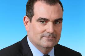 Andersen is an investment banker who worked at drexel burnham lambert during the junk bond factory's glory days in the 1980s and survived its subsequent demise. A Top Investment Banker Actually Took All His Paternity Leave For Once Wsj