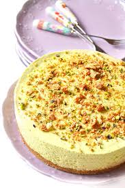 Scrape down the sides and bottom of the bowl as necessary. Dolci A Go Go Cheesecake Al Pistacchio Con Meringa E Ricotta Un Amore Senza Fine