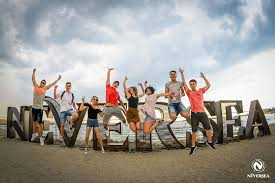 Dacă media lunară multianuală este de 14,9 grade celsius în luna mai, în zonele menționate vom avea o medie de 16 grade celsius. Cazare Neversea 2020