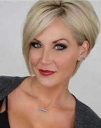 17 More Fresh Layered Short Hairstyles For Round Faces 14 Classy And Modern Haircut Shorthair Bob Sac Modelleri Modern Sac Kesimleri Kadin Kisa Sac
